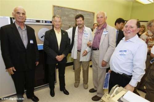 محل تولد اینترنت